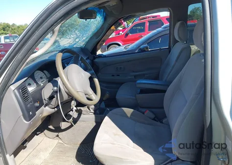 2003 Toyota Tacoma Xtracab z USA, uszkodzony, nr VIN 5TEWN72NX3Z224653